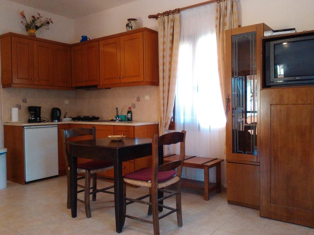 Maridatis Apartments Palekastro Oda fotoğraf